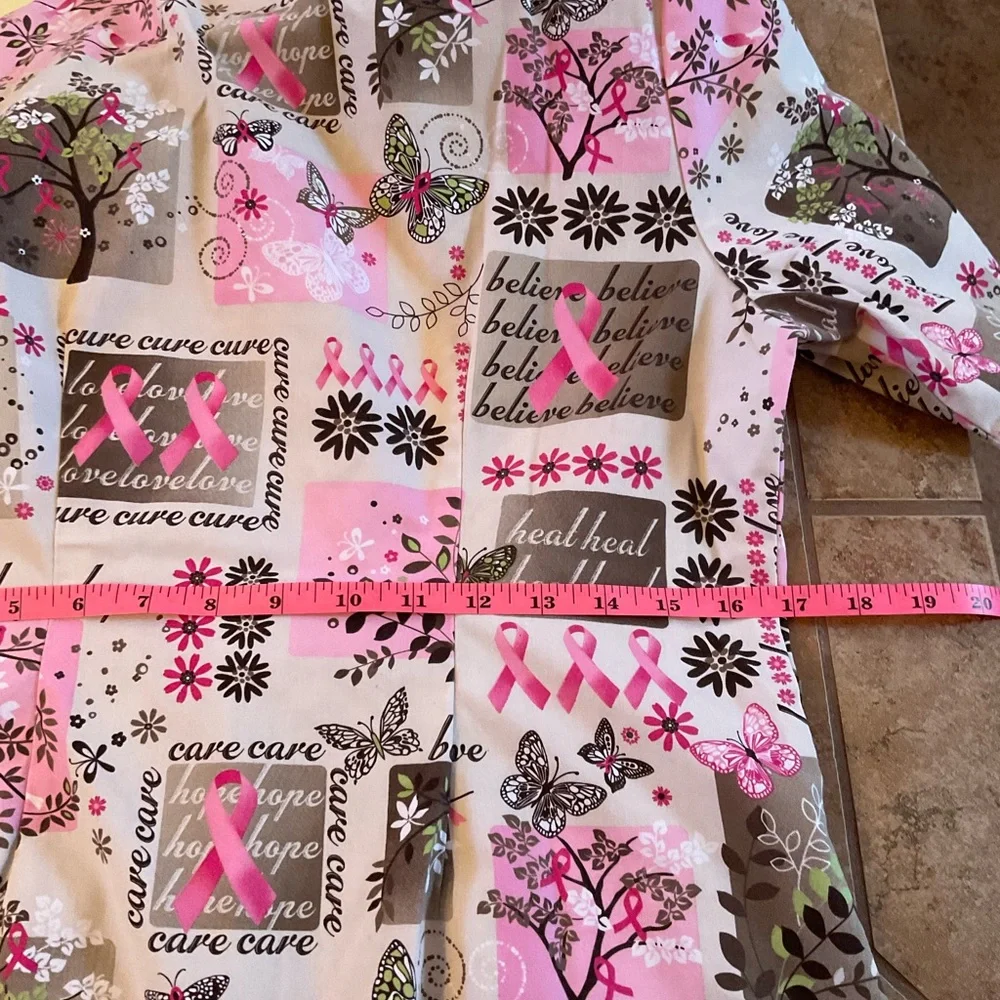 HQ Scrubs Breast Cancer Awareness Top, Cute and in great condition.  Fitted, Sm - Picture 10 of 13